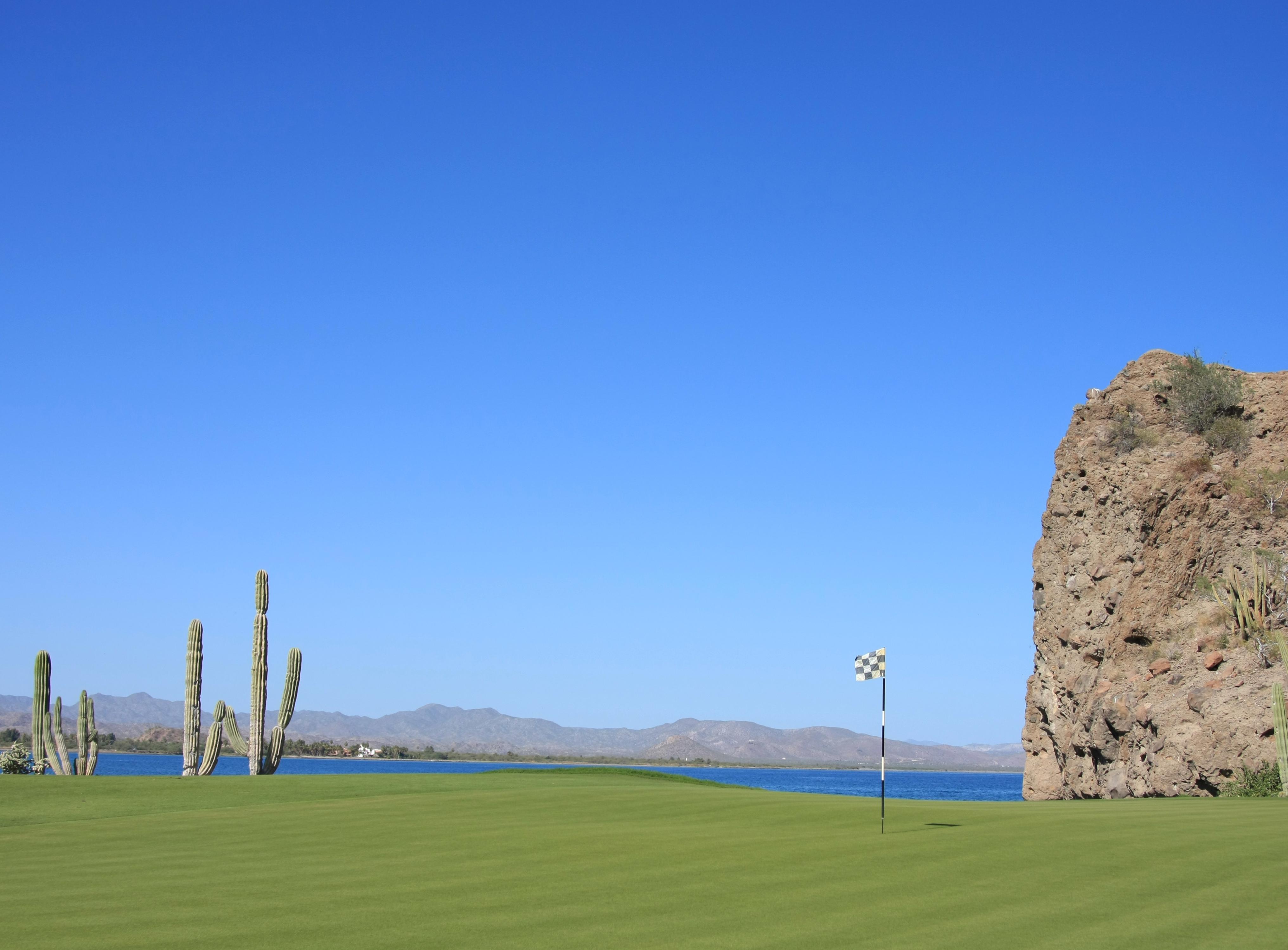 Loreto Bay Golf Resort & Spa At Baja Loreto (Baja California Sur) Exterior foto Golf course at Mountain Shadows