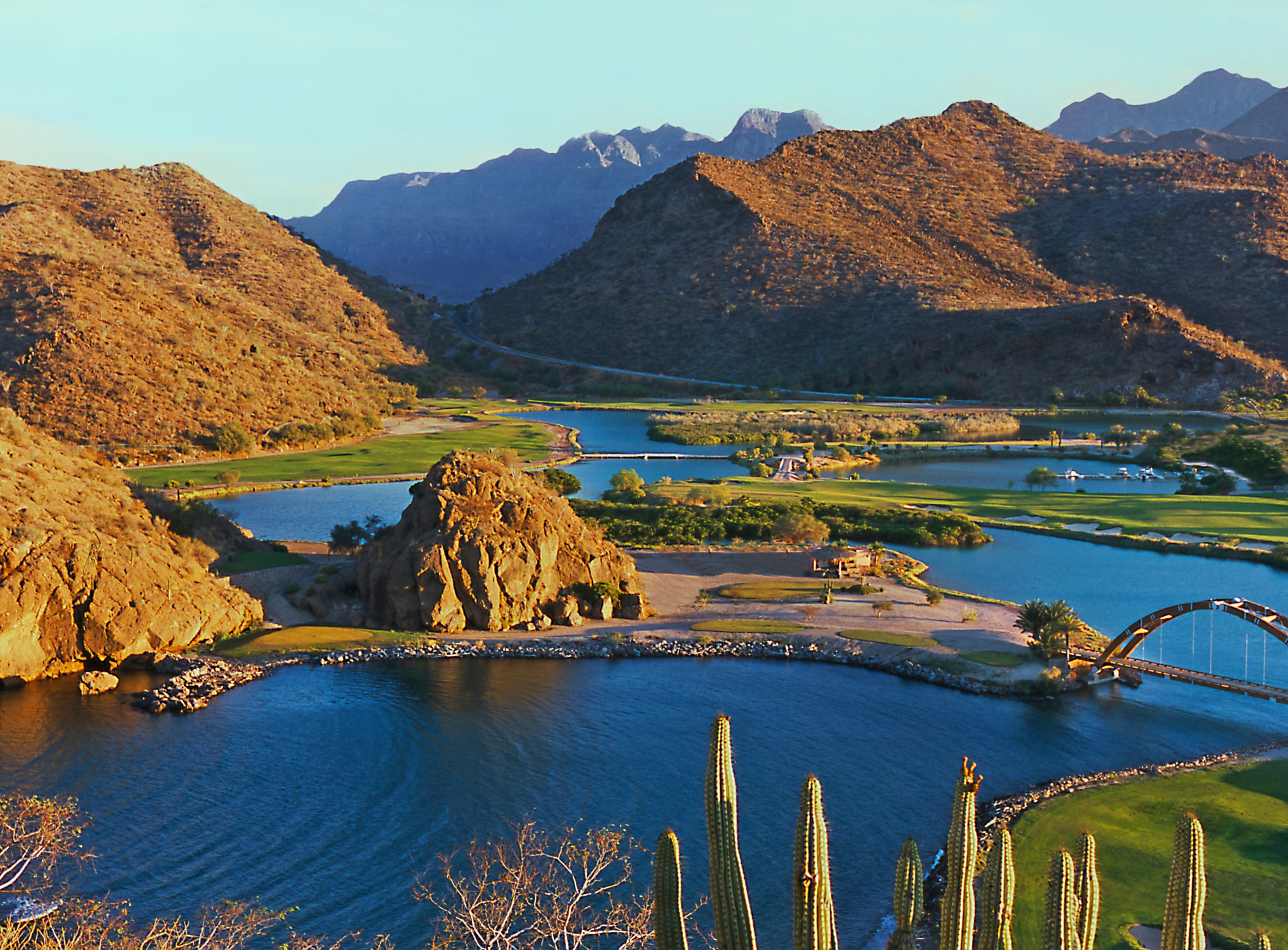 Loreto Bay Golf Resort & Spa At Baja Loreto (Baja California Sur) Exterior foto View of the San Cristóbal Estuary